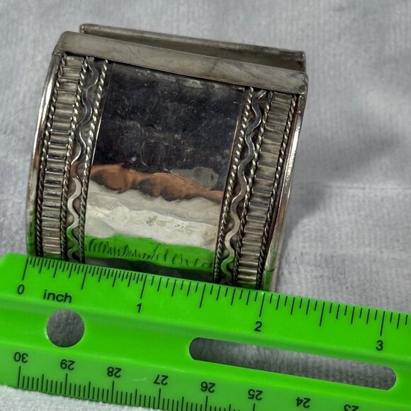 Wide Hammered Silver Tone Metal Cuff Bracelet Braided Textured Edging Boho - Picture 9 of 16